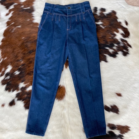 Vintage Denim - 80s/90s High Waist Tapered Leg Jeans